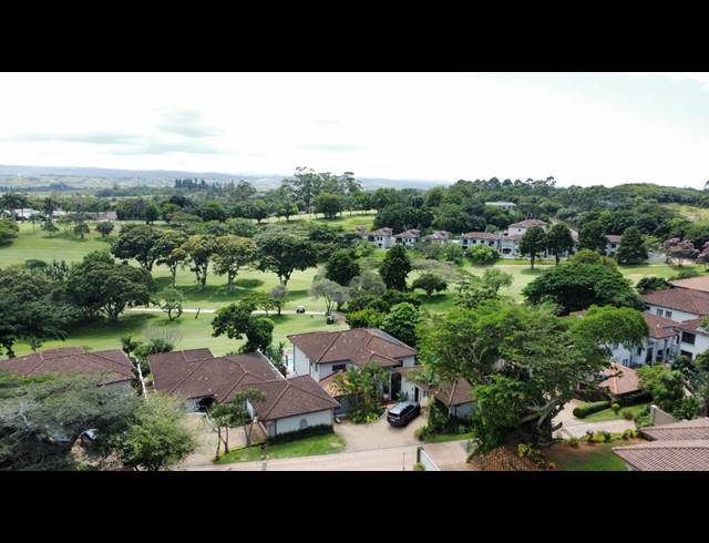 3 BEDROOM HOUSE FOR SALE IN UMHLALI GOLF ESTATE